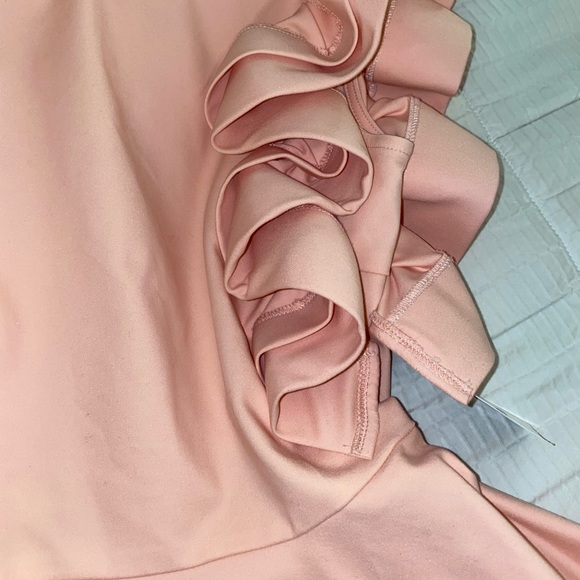 Ruffle shoulder peplum top. Light pink by CQ, size medium, - Picture 2 of 8